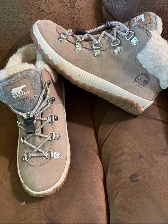 Sorel Other - Sorel Youth Out N About Conquest Winter Boots size 4